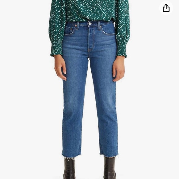 Levi’s 501 Original Cropped Jean - Picture 8 of 10